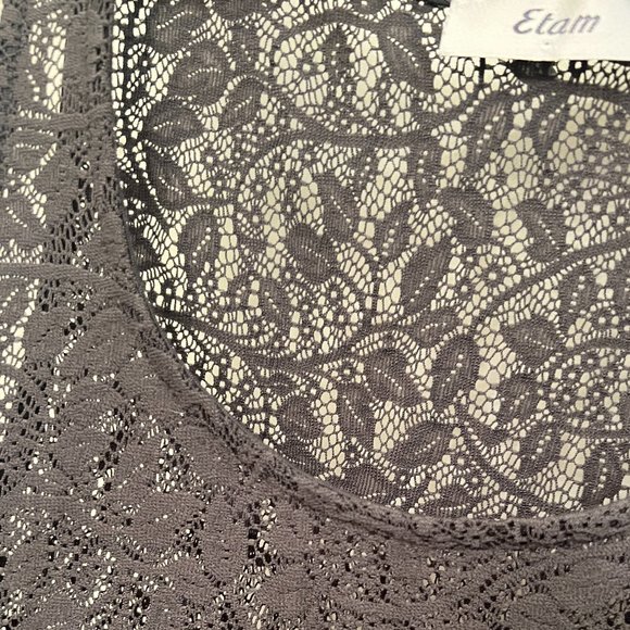 ETAM gray lace top, size medium - Picture 3 of 8